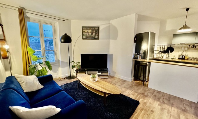 Arcueil Apartment | Cosy Appartement Lumineux