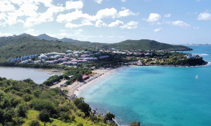 La Savane Apartment | Cosy Apt on friar’s bay SxM . 2 min to the Friar’s Bay beach ,restaurants