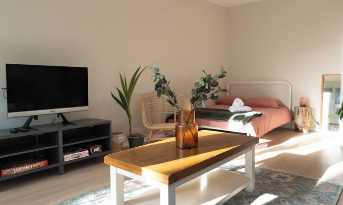 Dundonald Cabin | Cosy Cabin Belfast