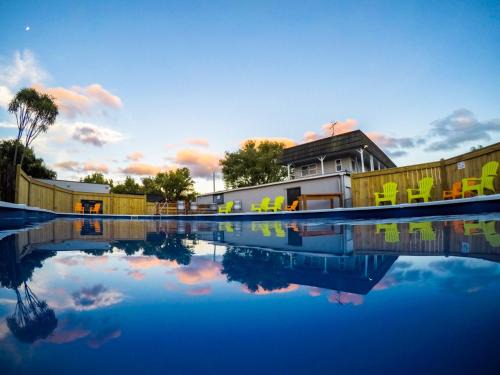 Rotorua Resort | Cosy Cottage Thermal Holiday Park