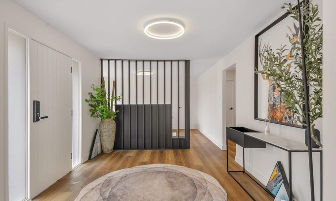 Katoomba House | Cosy firepit, close to town center and attractions