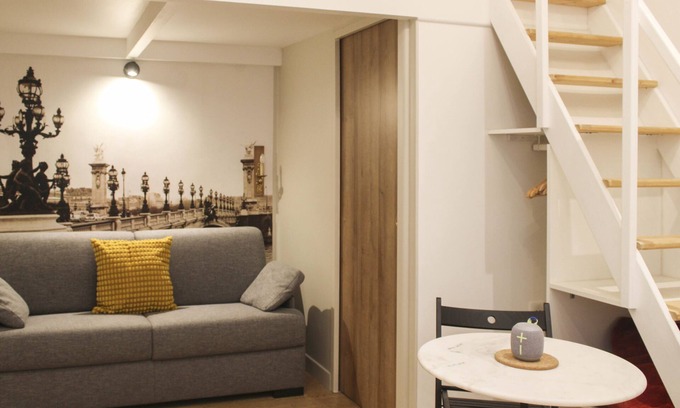 10th Arrondissement Apartment | Cosy love nest near Gare de l'Est