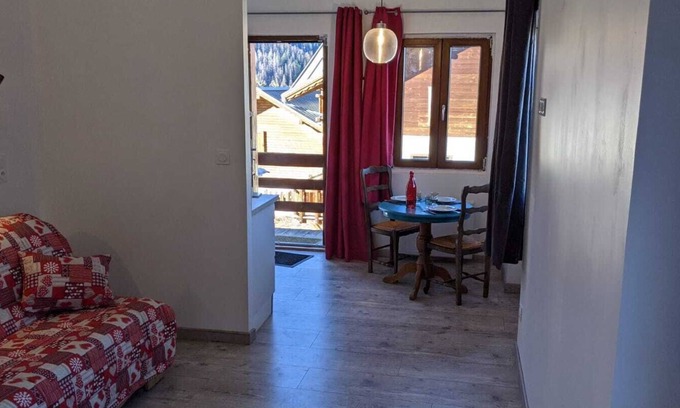 Les Orres Apartment | Cosy Mountain Studio