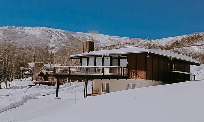 Snowmass Village Ski Chalet | Cosy Mountain Ski Chalet In Snowmass Village