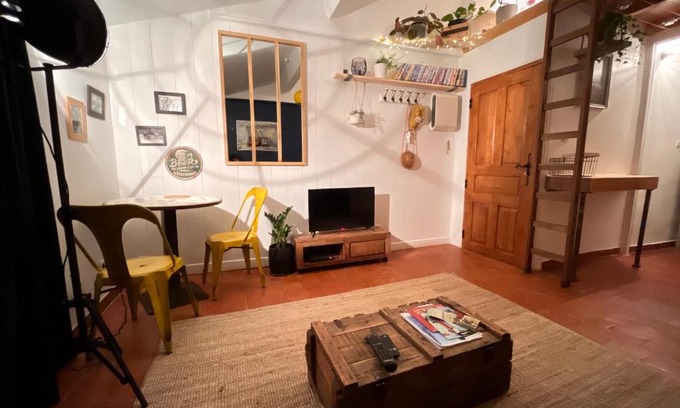 Belgentier Apartment | Cosy Provençal