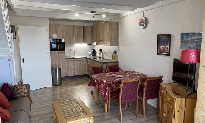 Les Angles Ski Chalet | Cosy, recently renovated chalet with superb views (2 bedrooms/2 bathrooms)