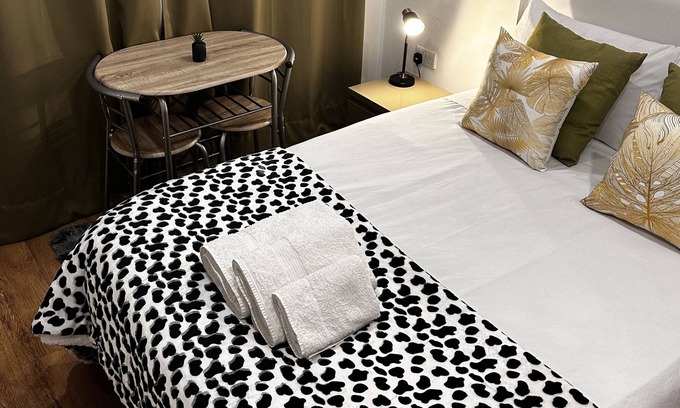 Brixton Hill Apartment | Cosy room, well-located, zone 2, near the station