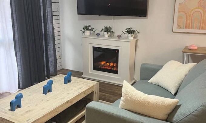 Toowoomba Apartment | Cosy Urban Retreat in the Heart