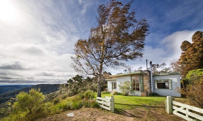 Medlow Bath Cottage | Cosy weekend away or include the family - Seven Sisters Escarpment Views