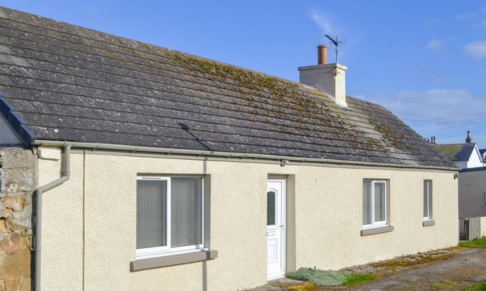 Portmahomack Cottage | Cottage ∙ 2 bedrooms ∙ 5 guests