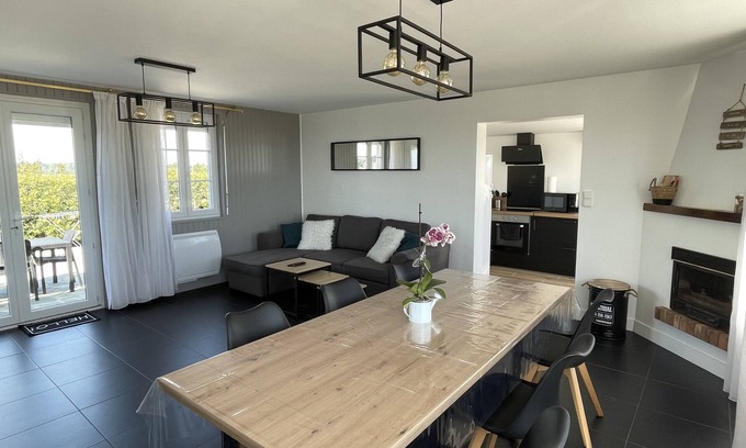 Lestre House | Cottage 50 m from the beach, sea view