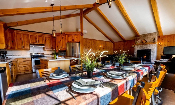 Sainte-Agathe-des-Monts Ski Chalet | Cottage Vasara for 12 people