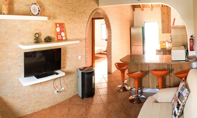 Aldeia de Brescos Cottage | Cottage 'Casas Da Lagoa - T2 Sul' with Private Garden, Balcony and Wi-Fi