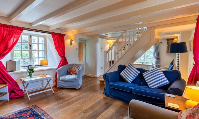 Tredinnick Cottage | Cottage in Cornwall near Stunning Beaches