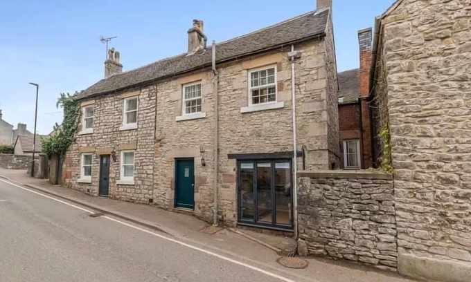 Middleton Cottage | Cottage in the heart of the Peak District
