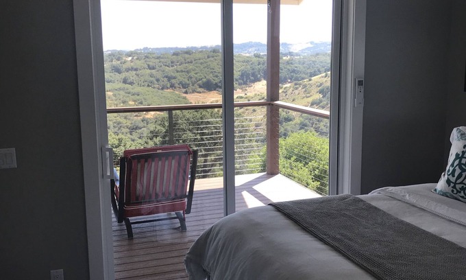 Paso Robles Cottage | Cottage on Our Hill (w/EV Charger)