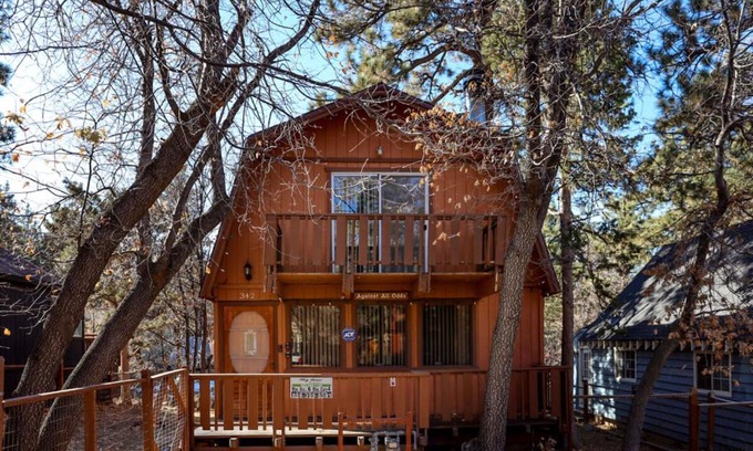 Sugarloaf House | Cottage Paradise #1969 by Big Bear Vacations