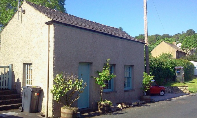 Yealand Conyers Cottage | Cottage - Sleeps 4 - Pets Ok - Garden - Parking
