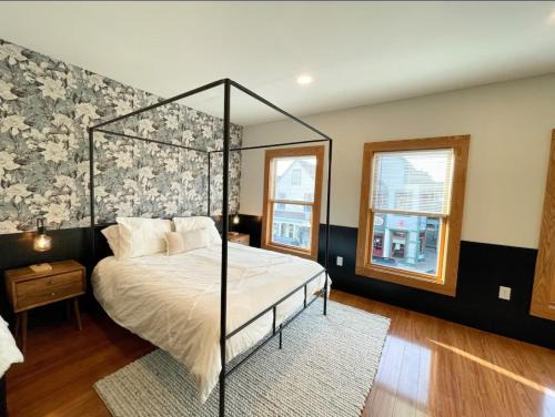 Bar Harbor Apartment | Cottage Street Downtown New Apartment