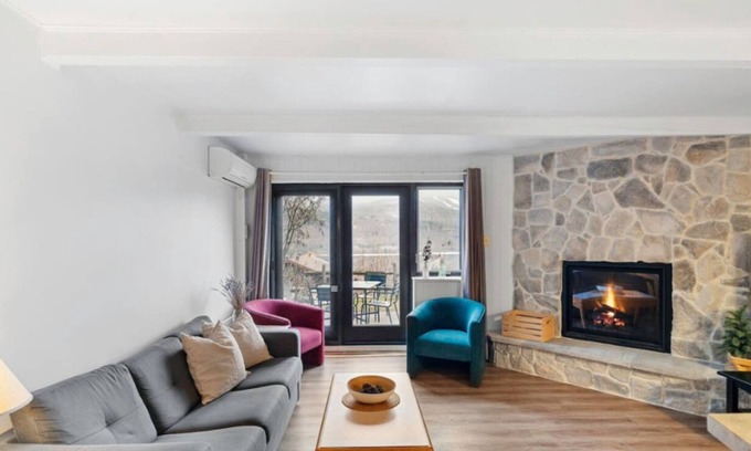 Mont-Tremblant Condo | Cottage Vibe Condo with Views of Mont-Tremblant