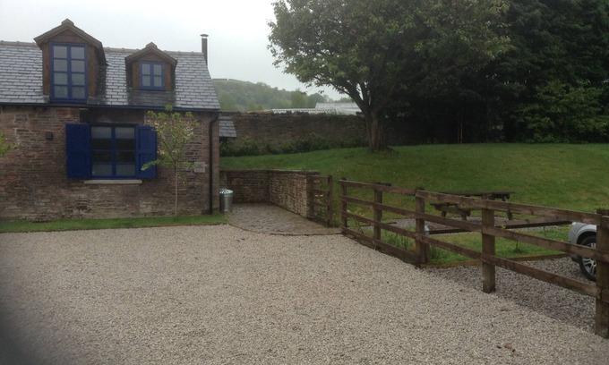 High Peak Cottage | Cottage With Views Over the Peak Forest Canal and Kinder Scout.