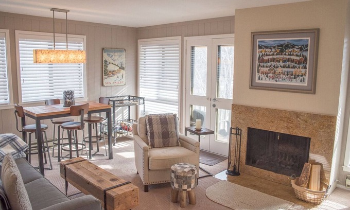 Elkhorn Condo | Cottonwood Condo 1473 - Great Views and Sun Valley Resort Pool Access
