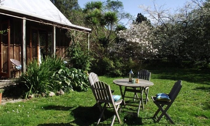 Tararua Forest Park Cottage | COUNTRY CHARM: Tranquil self-catering cottage