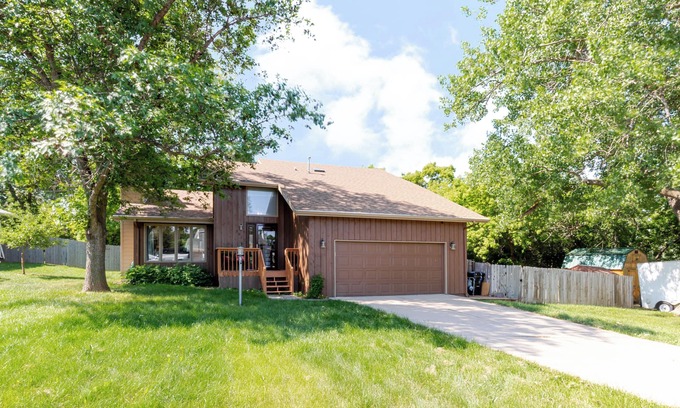 Rapid City House | Country Club Haven - 4BR/3BA Retreat w/Firepit & Deck
