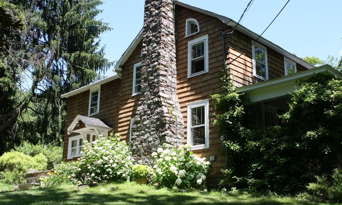 Stroudsburg Cottage | Country cottage and barn, 49 acres, stunning grounds and views