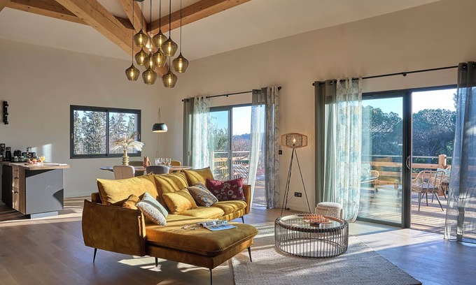 Servian Cottage | Country cottage