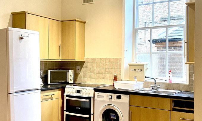 Gloucester Cottage | Country cottage in the heart of the city