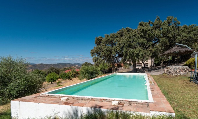 Arroyomolinos de Leon House | Country House "El Rincón" with Mountain View, Private Pool & 2 Terraces