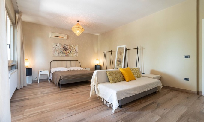 Castrignano del Capo House | Country House 'A Look Salento' with Private Terrace, Wi-Fi and Air Conditioning