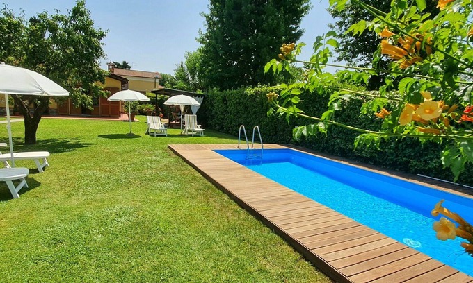 Capannori Other | Country House/Farm House in Capannori with 1 bedrooms sleeps 2