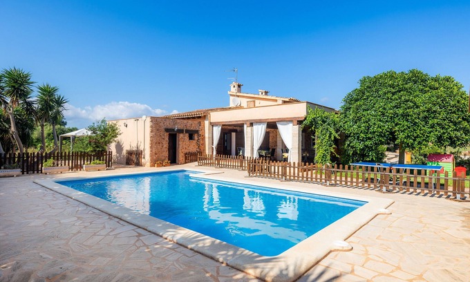 Manacor Villa | Country House 'Villa Es Coll Doret' with Private Pool, Private Terrace and Wi-Fi