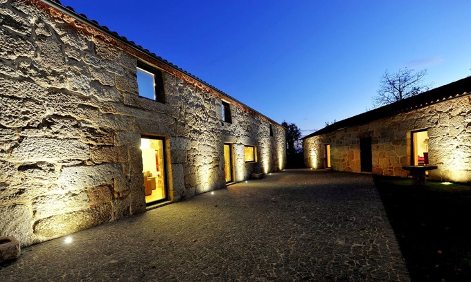 Fafe House | Country house with 2 bedrooms. Organic Farm 7 ha. Casas do Ermo