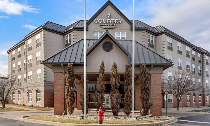 Elk Grove Village Hotel | Country Inn & Suites by Radisson, Elk Grove Village/Itasca