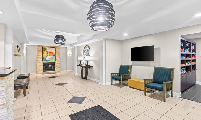Elizabethtown Hotel | Country Inn & Suites by Radisson, Elizabethtown, KY