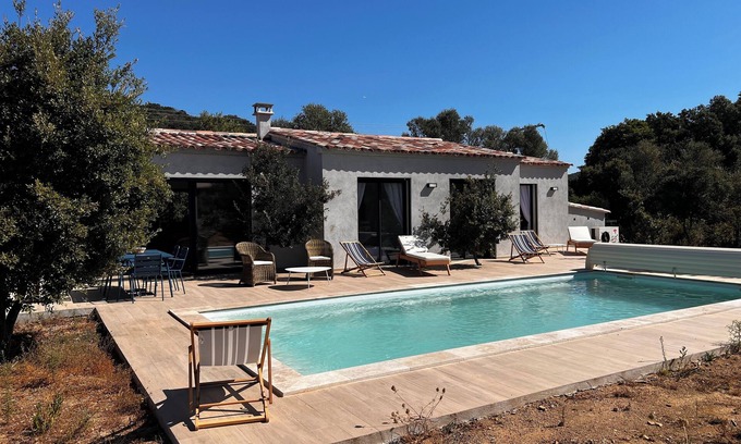Figari House | Country villa with swimming pool and enclosed garden, ideal for families