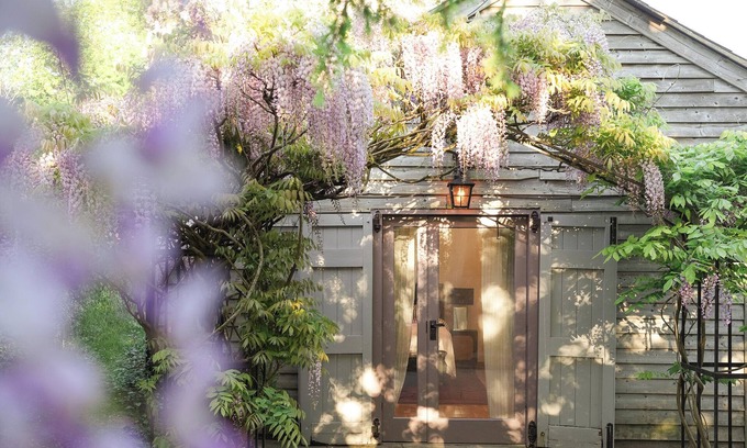 Patrixbourne Cabin | Countryside Lodge on 25-Acre Estate Pet Friendly Fire Pit Ponds Gardens