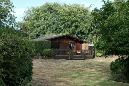 Cockernhoe Cabin | Countryside Log Cabin