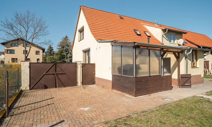 Meisdorf House | Countryside Stay in Meisdorf