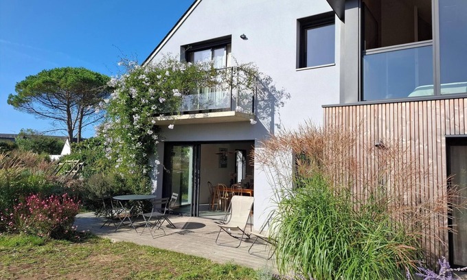 Saint-Jacques House | Coup de coeur, seaside - up to 12 travelers!