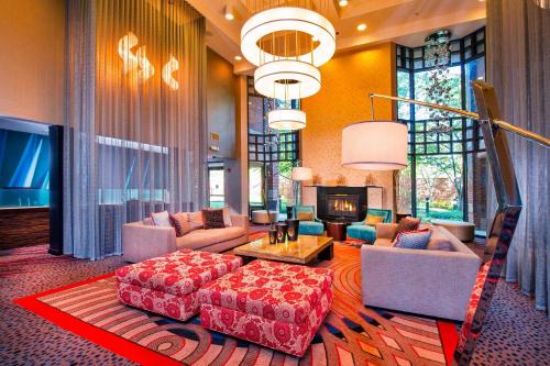 Potomac Falls Hotel | Courtyard by Marriott Dulles Town Center