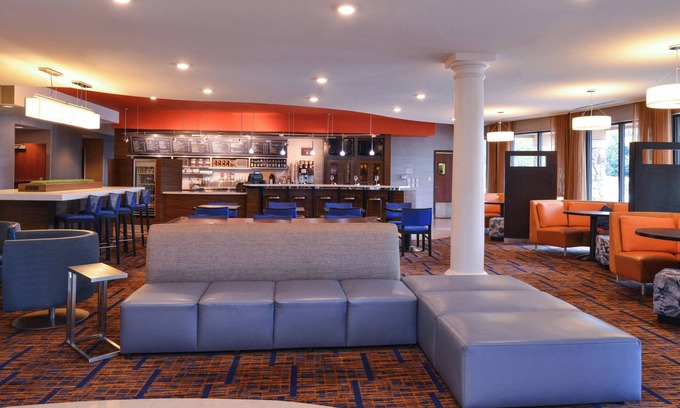 Monroeville Hotel | Courtyard by Marriott Pittsburgh Monroeville