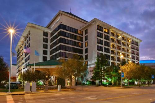 Downtown Oklahoma City Hotel | Courtyard by Marriott Oklahoma City Downtown