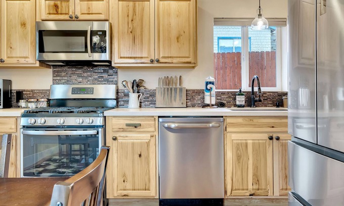 Paso Robles Cottage | COWBOY CORRAL-The Westside Cottages 2 Bed/2 Bath