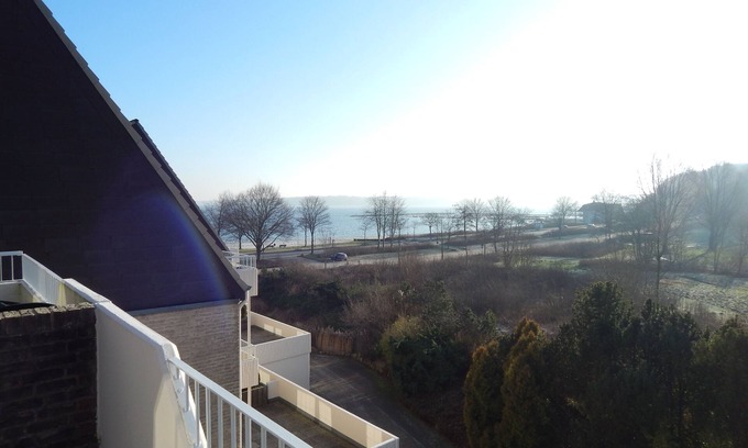 Harrislee Apartment | Cozy 1 bedroom apartment with water views