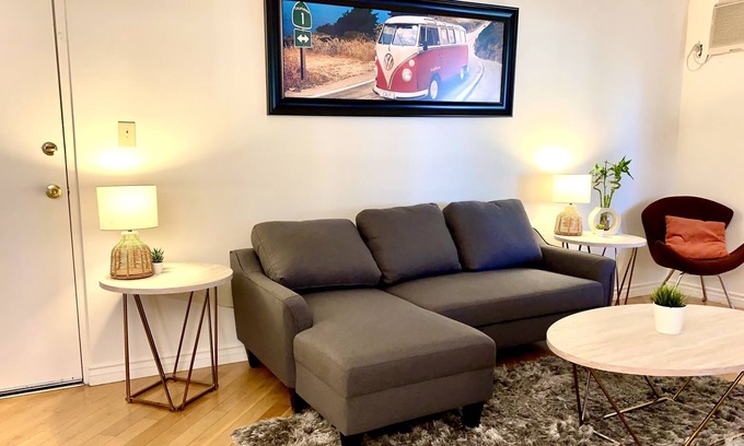 Glendale Apartment | Cozy 1 Bedroom minutes to Glendale Galleria!