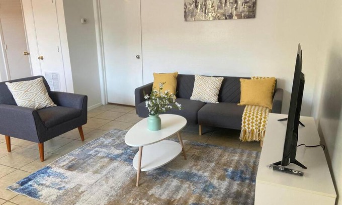 Long Beach Apartment | Cozy 1 Br Apartment in Long Beach MS Jm3